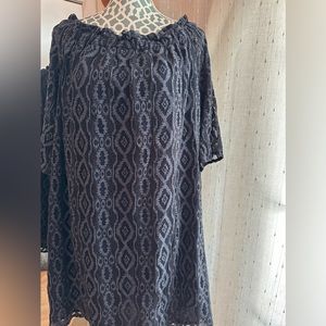 Ready for your next vacation: this Michael Kors dress packs beautifully.